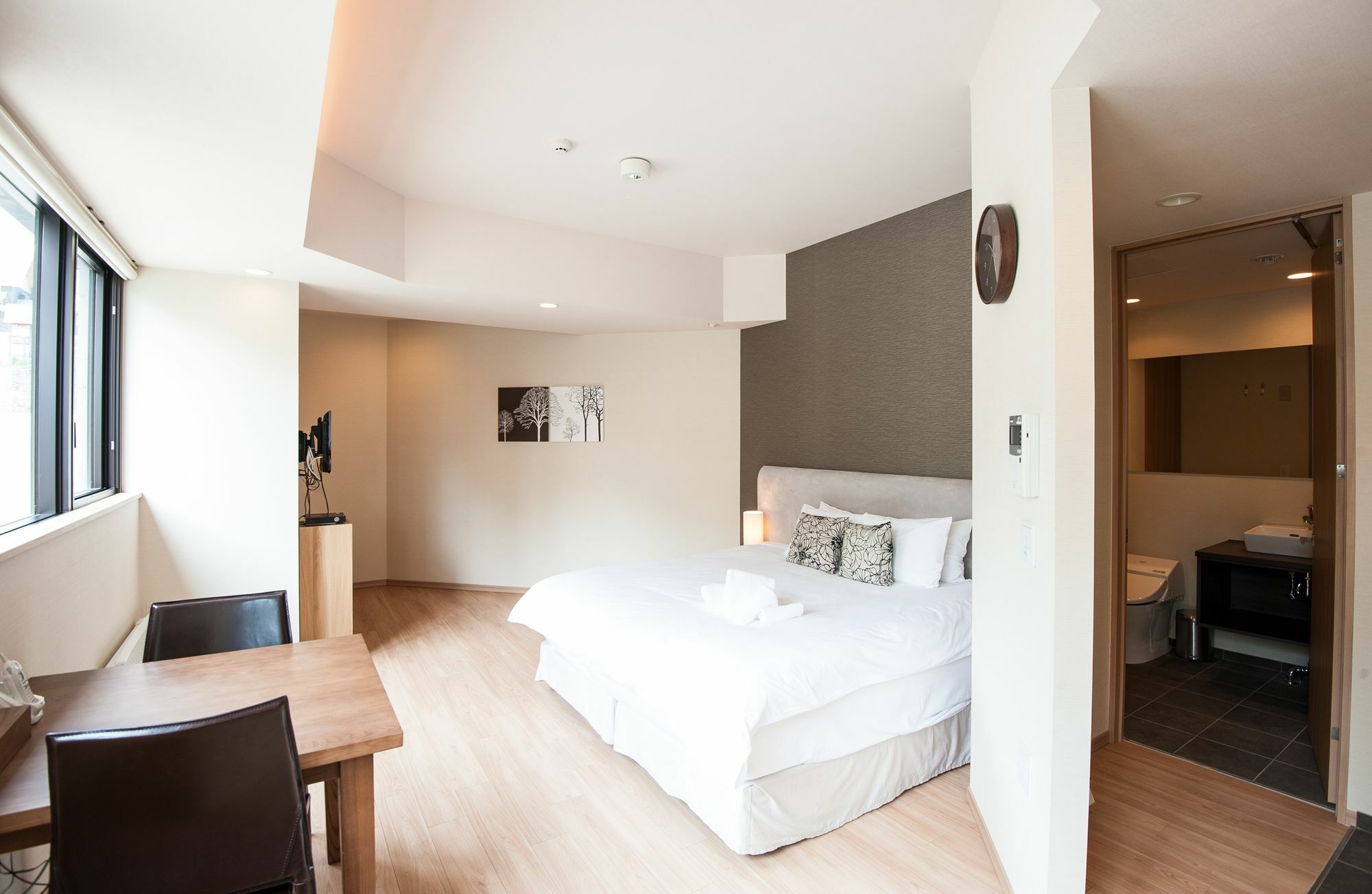 Akazora Aparthotel Кучан Екстериор снимка