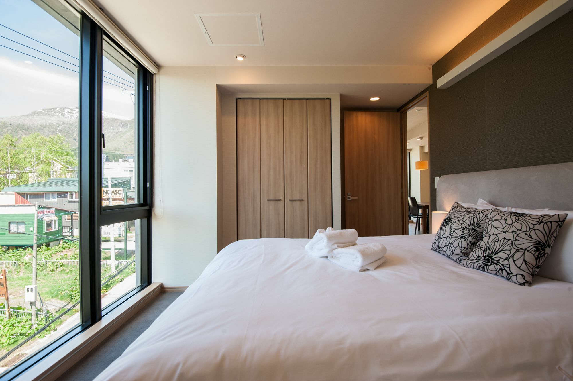 Akazora Aparthotel Кучан Екстериор снимка