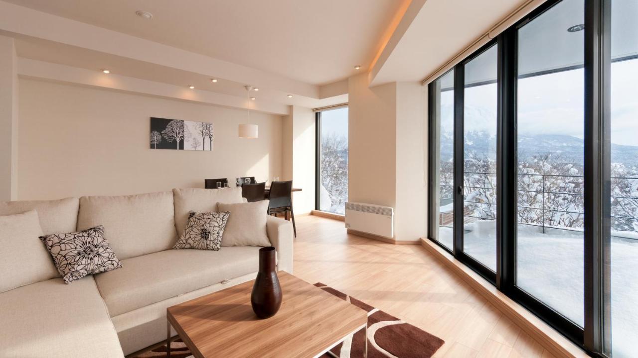 Akazora Aparthotel Кучан Екстериор снимка