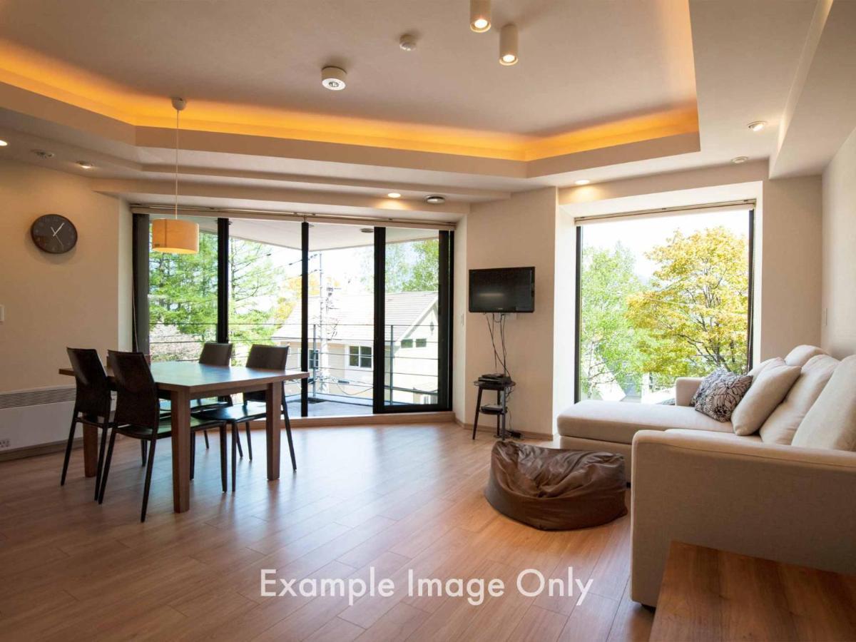 Akazora Aparthotel Кучан Стая снимка